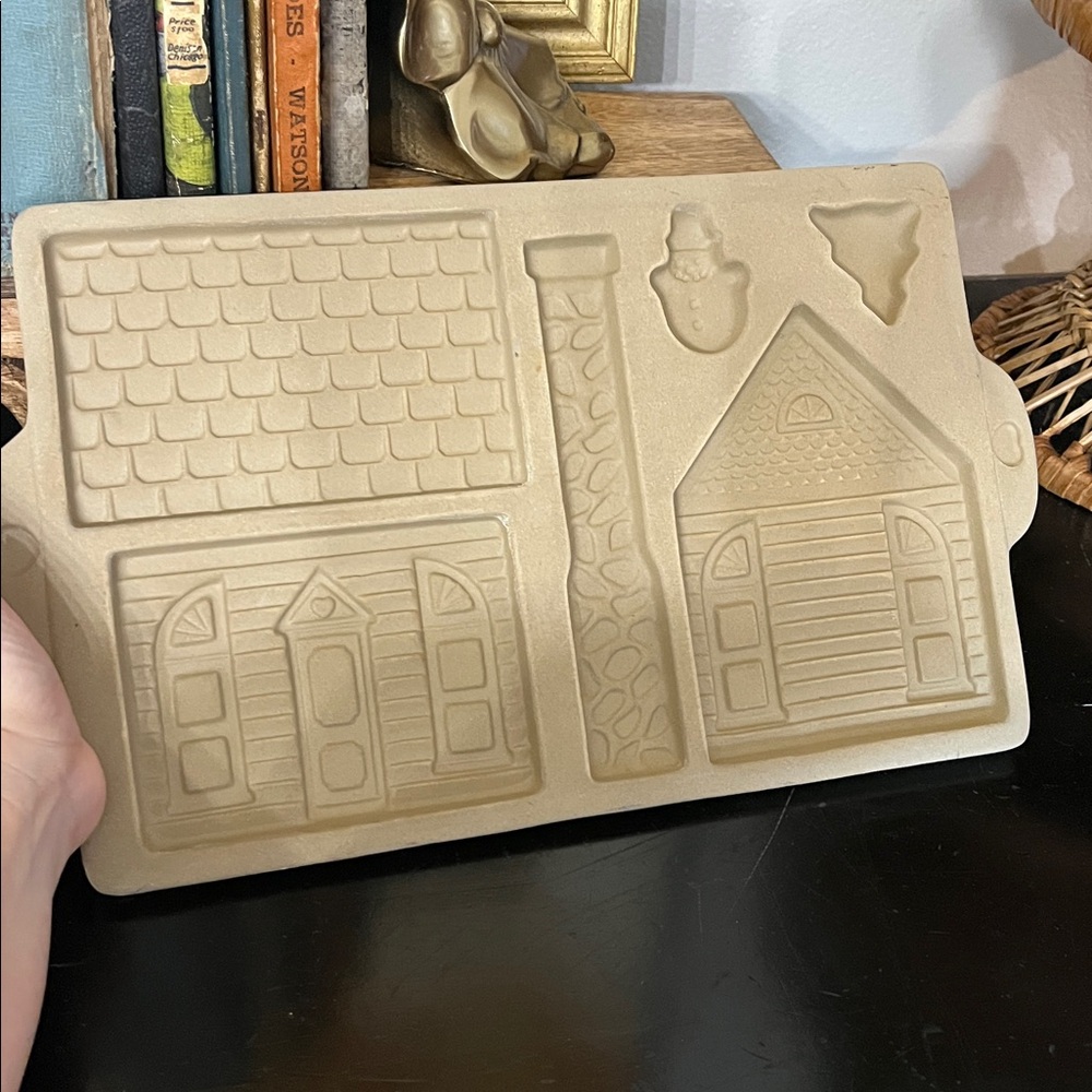 The Pampered Chef Stoneware Mold Gingerbread House Vintage 1992